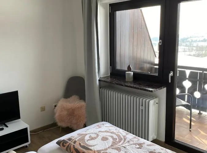 Mondstein *